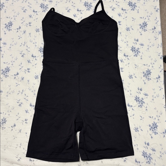Wilfred - Black Romper - Picture 2 of 3